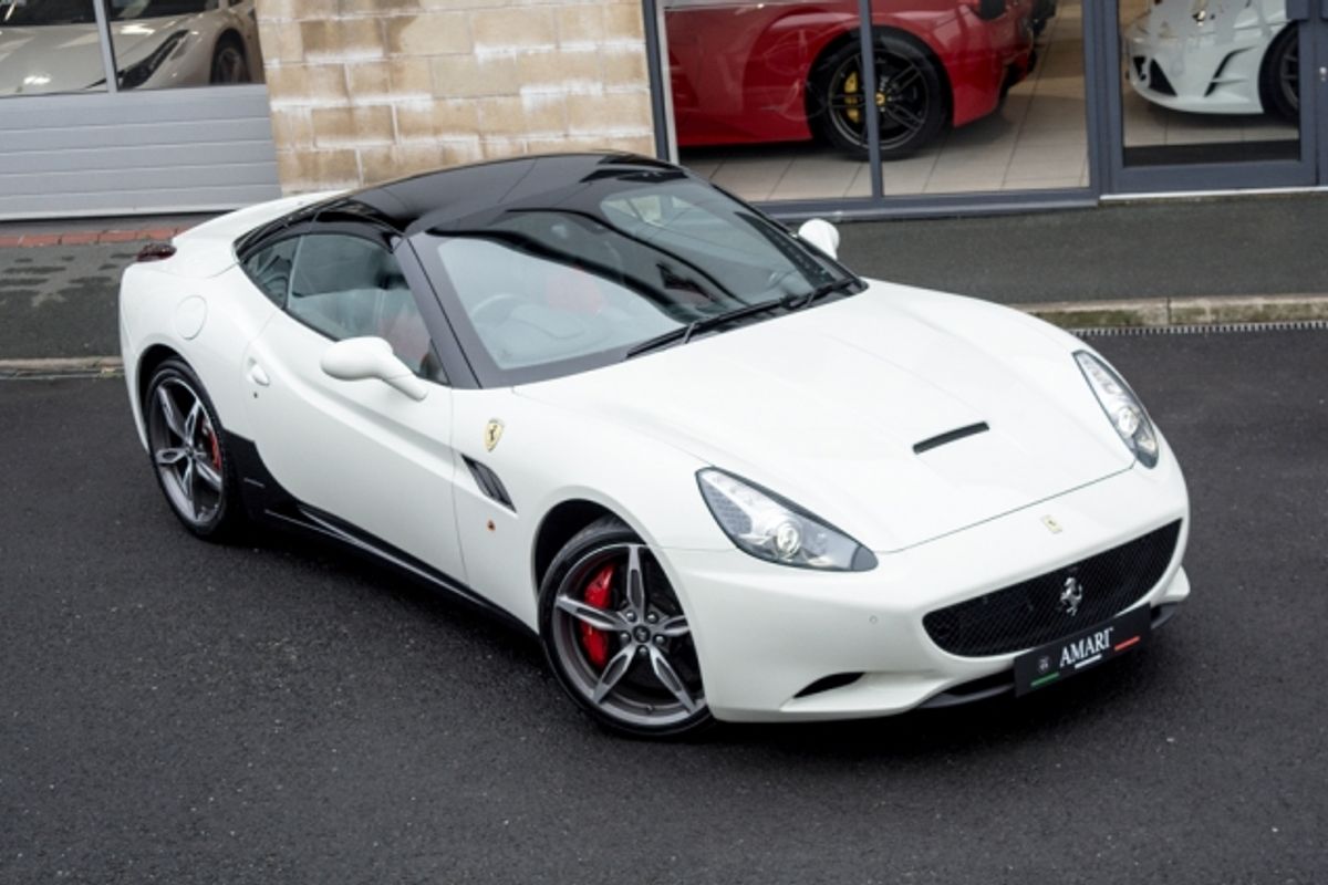 FERRARI CALIFORNIA 30 PETROL Convertible 4.3 2 PLUS 2 2DR Semi Automatic