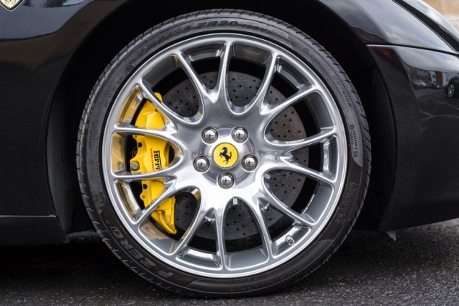 FERRARI 599 PETROL Coupe 6.0 GTB FIORANO F1 2DR Semi Automatic
