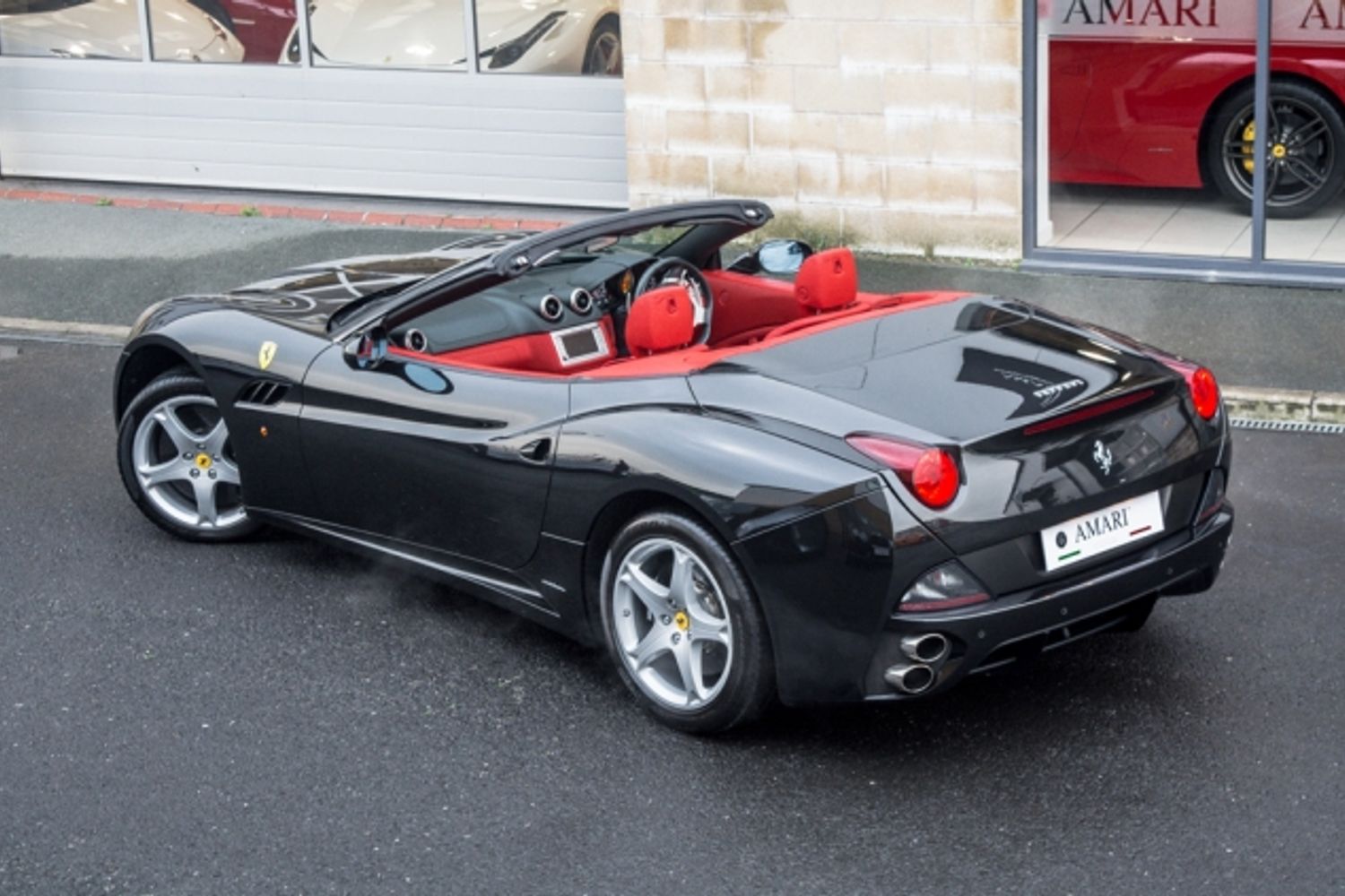 FERRARI CALIFORNIA PETROL Convertible 4.3 2 PLUS 2 2DR Semi Automatic
