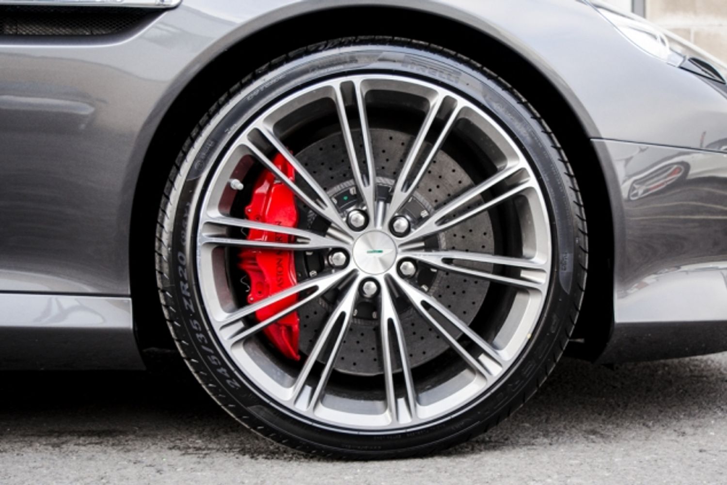 ASTON MARTIN DB9 COUPE 5.9 V12 2DR AUTOMATIC
