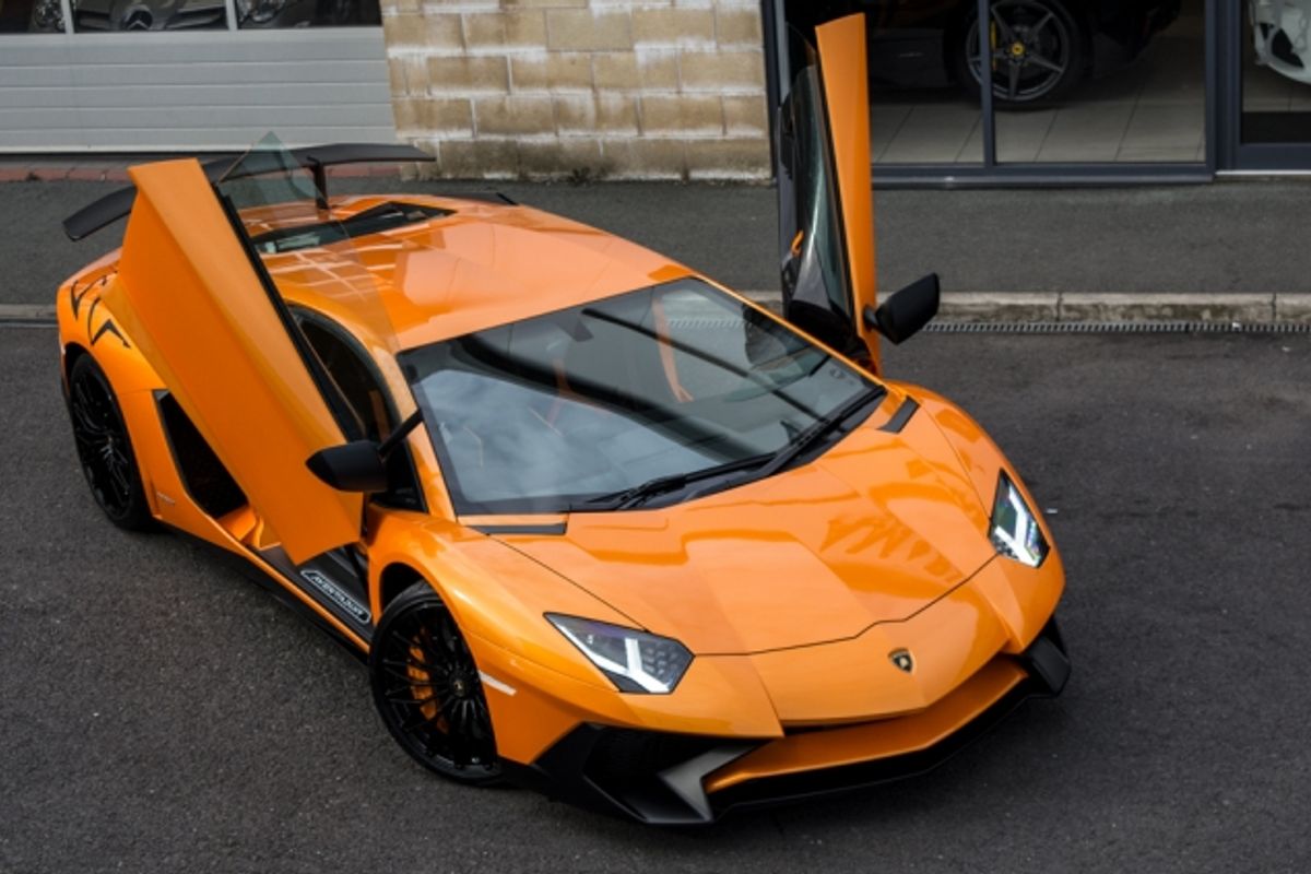 LAMBORGHINI AVENTADOR COUPE 6.5 LP 750-4 SUPERVELOCE 2DR SEMI AUTO