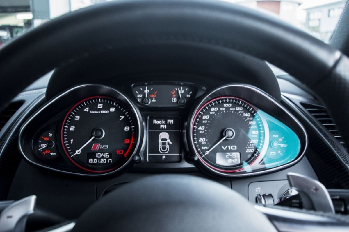 AUDI R8 PETROL Coupe 5.2 V10 PLUS QUATTRO 2DR Semi Automatic