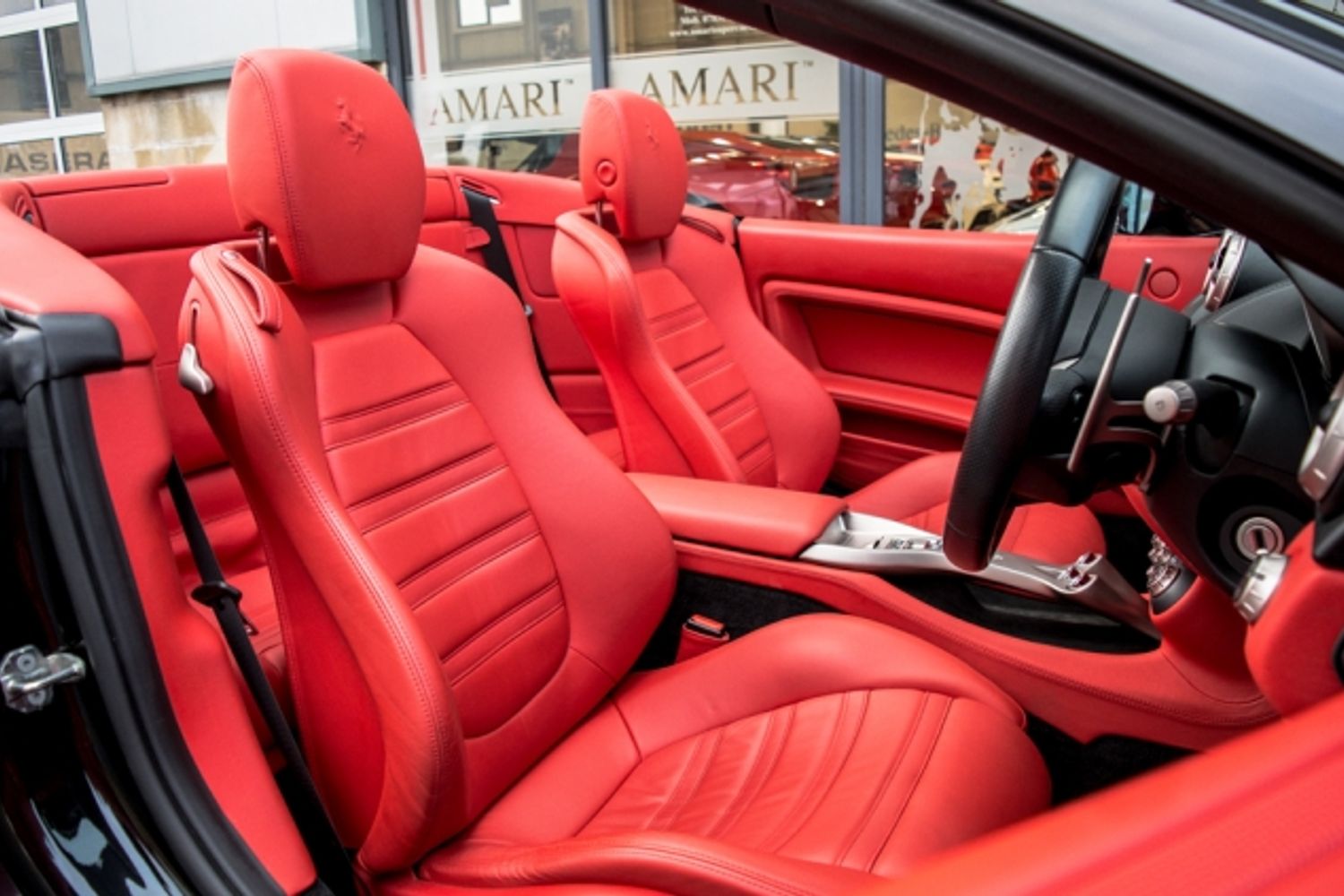 FERRARI CALIFORNIA PETROL Convertible 4.3 2 PLUS 2 2DR Semi Automatic