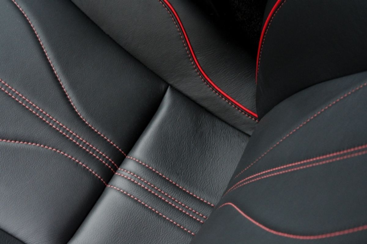 ASTON MARTIN DB9 COUPE 5.9 V12 2DR AUTOMATIC