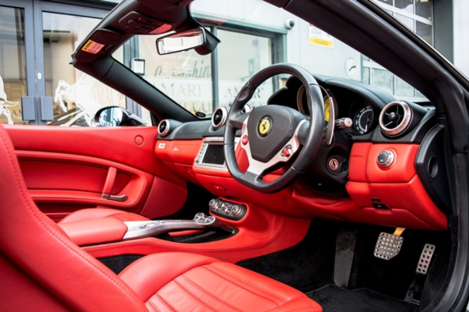 FERRARI CALIFORNIA PETROL Convertible 4.3 2 PLUS 2 2DR Semi Automatic