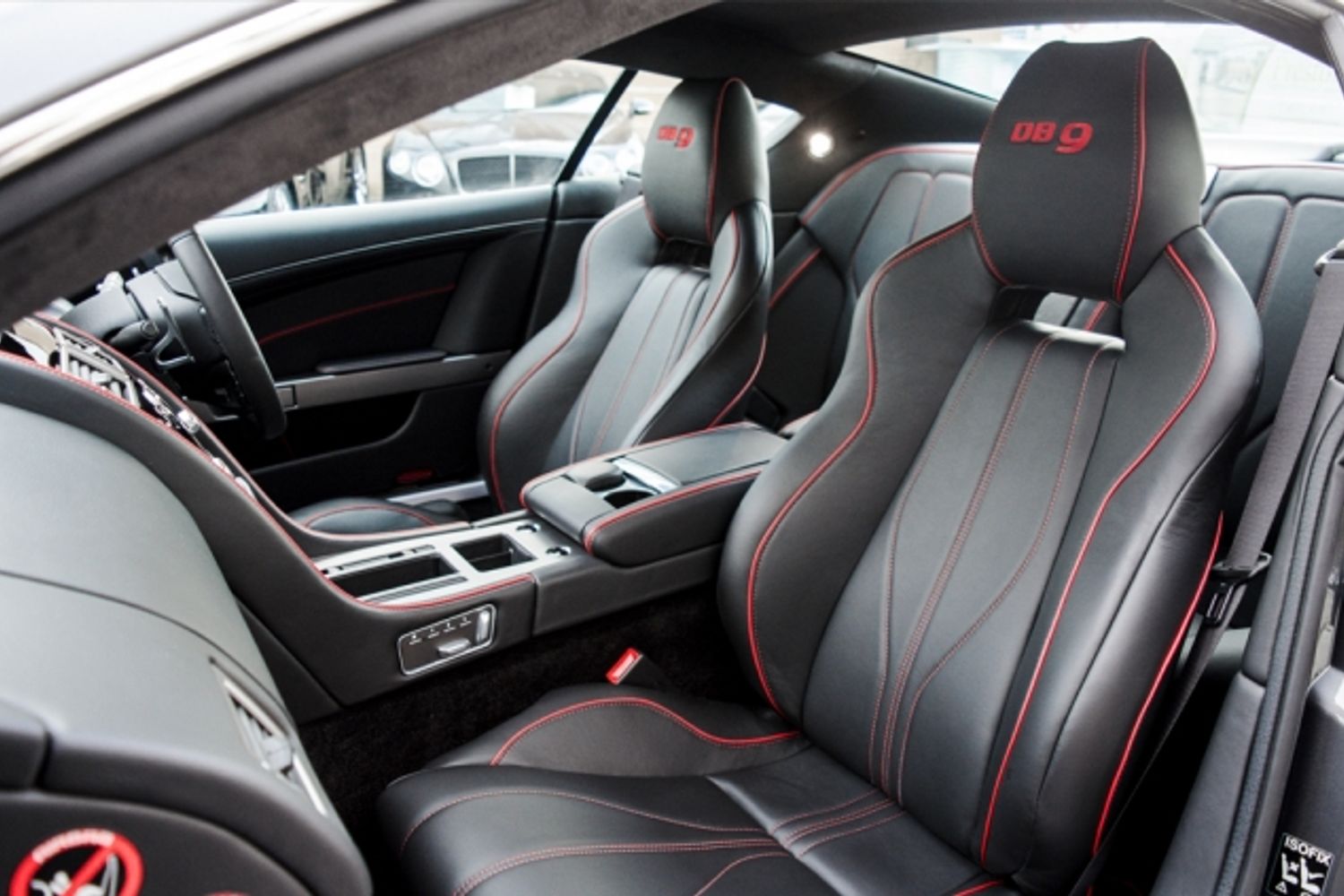 ASTON MARTIN DB9 COUPE 5.9 V12 2DR AUTOMATIC