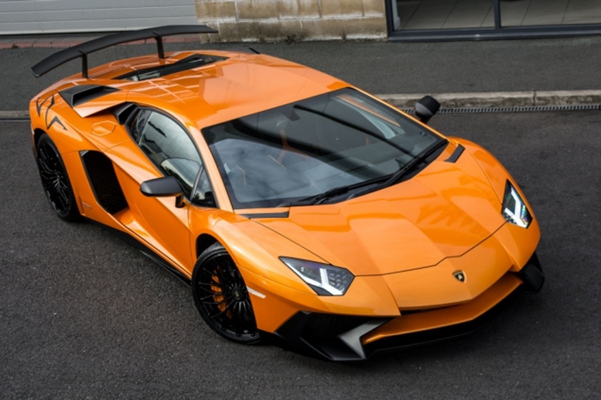 LAMBORGHINI AVENTADOR COUPE 6.5 LP 750-4 SUPERVELOCE 2DR SEMI AUTO