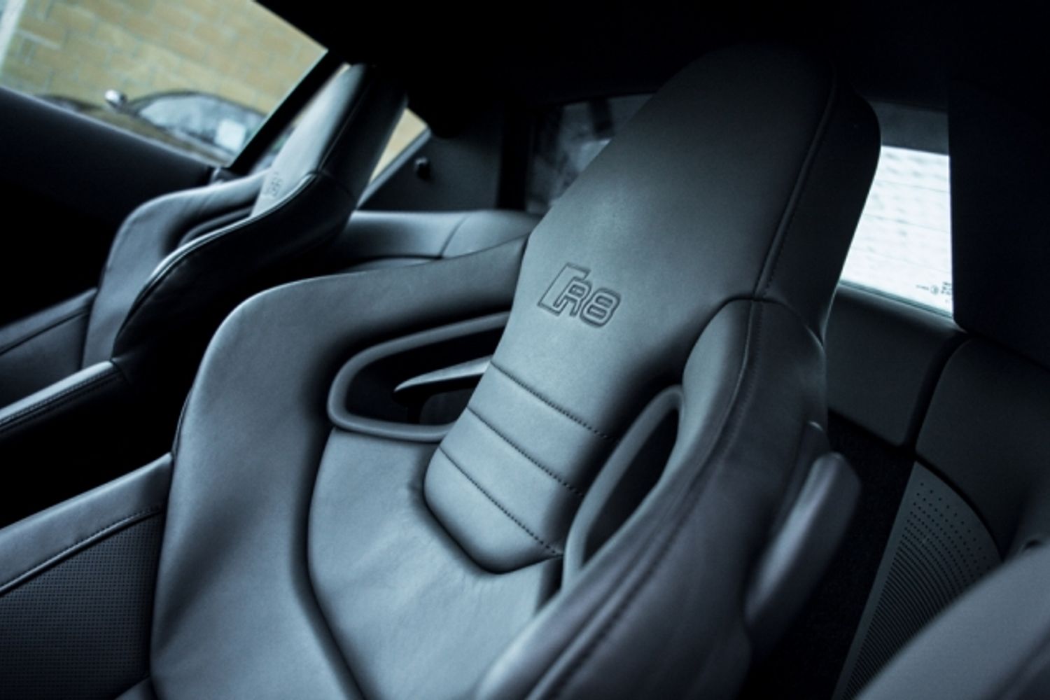 AUDI R8 PETROL Coupe 5.2 V10 PLUS QUATTRO 2DR Semi Automatic