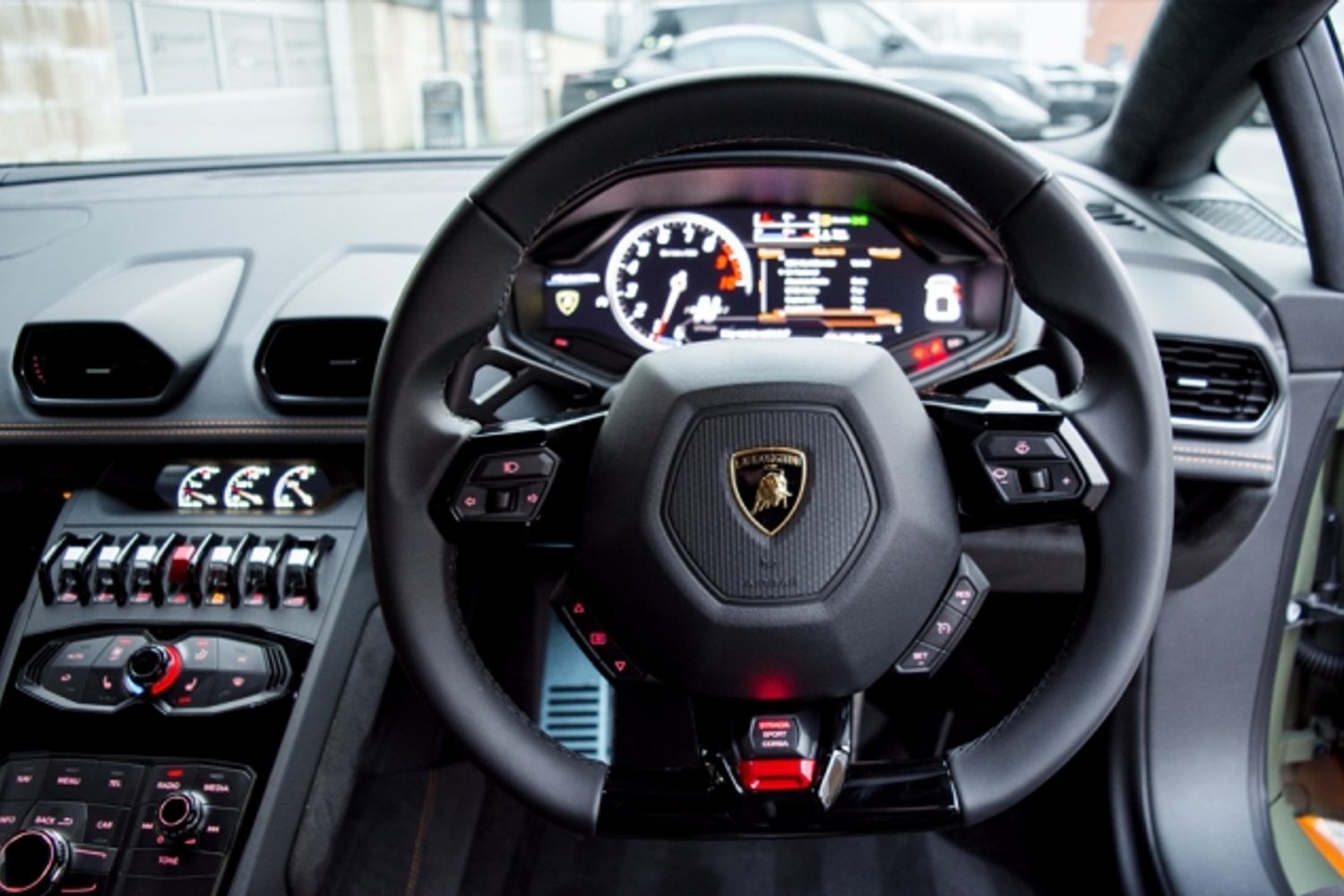 LAMBORGHINI HURACAN COUPE 5.2 LP 610-4 2DR SEMI AUTOMATIC
