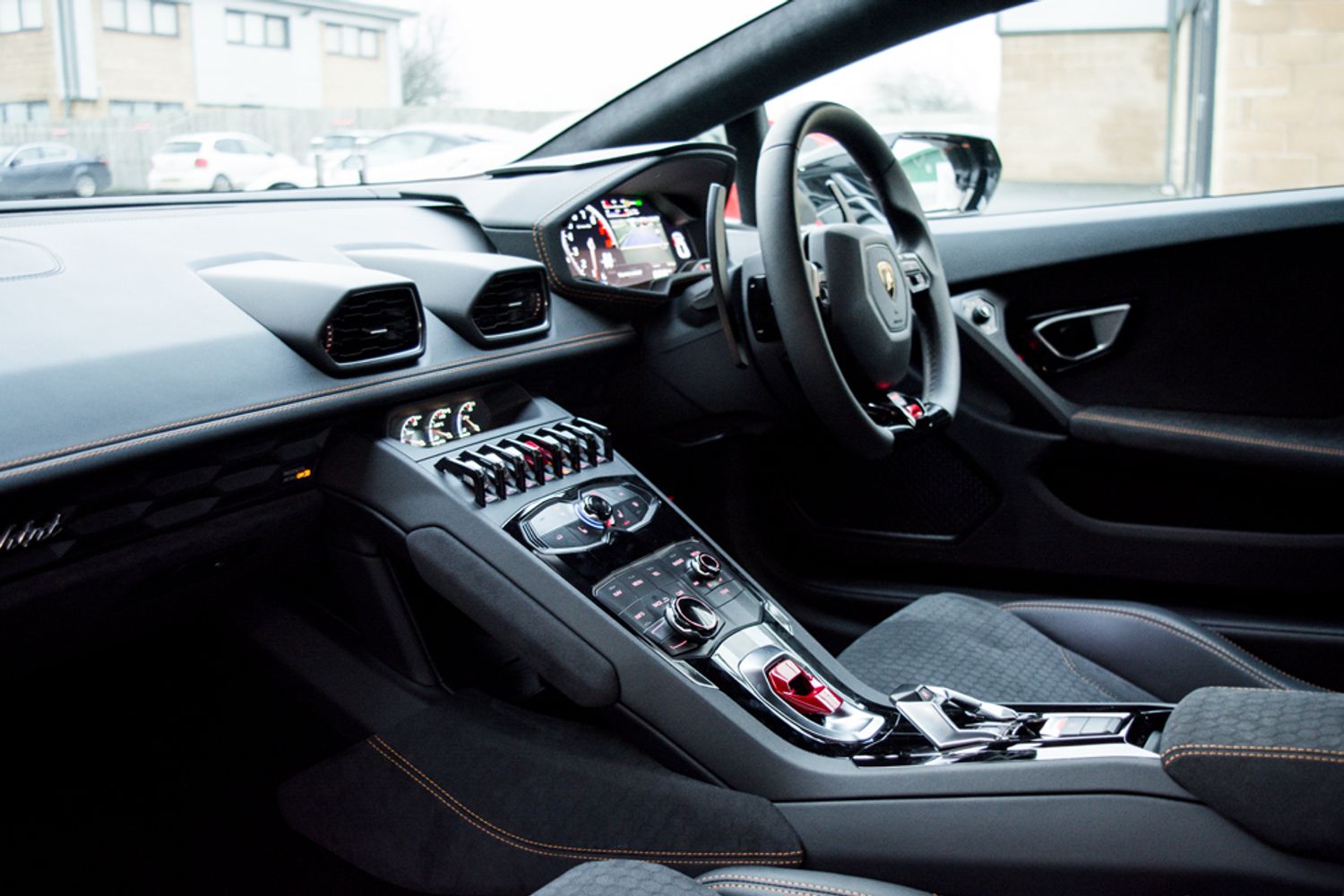 LAMBORGHINI HURACAN COUPE 5.2 LP 610-4 2DR SEMI AUTOMATIC