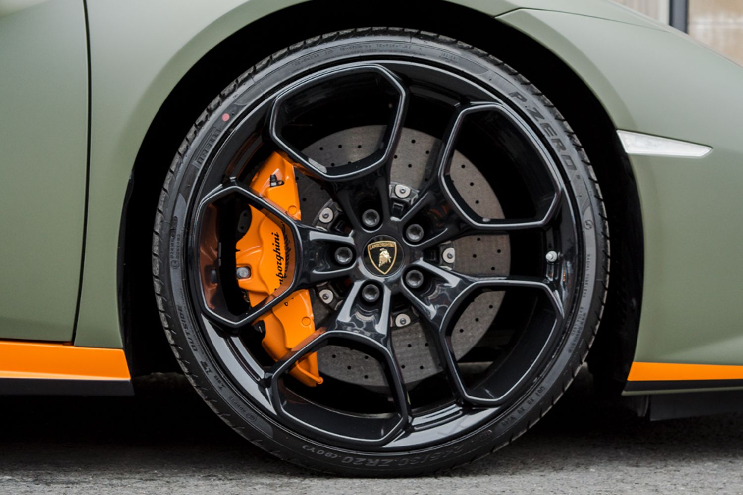 LAMBORGHINI HURACAN COUPE 5.2 LP 610-4 2DR SEMI AUTOMATIC