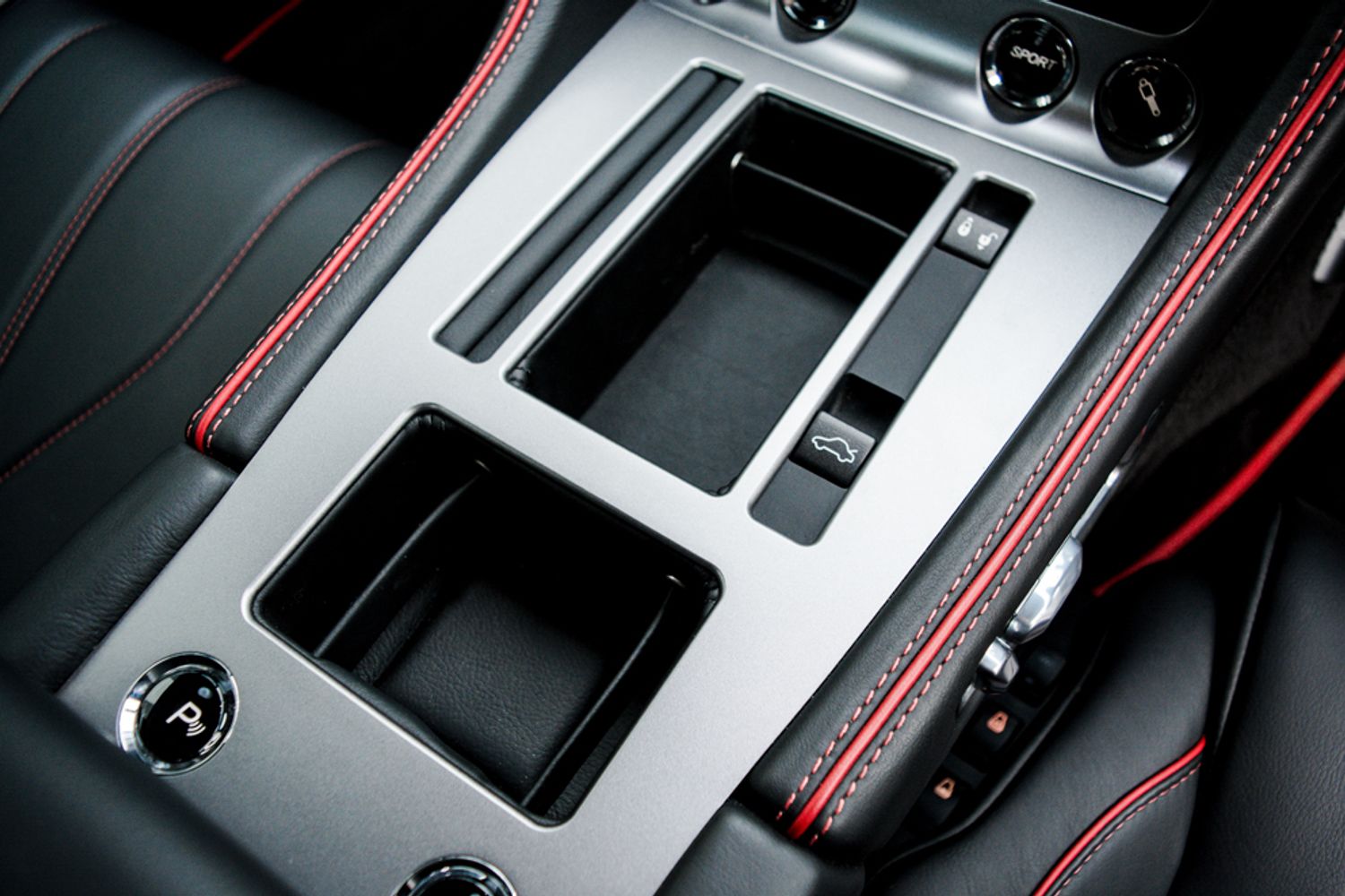 ASTON MARTIN DB9 COUPE 5.9 V12 2DR AUTOMATIC