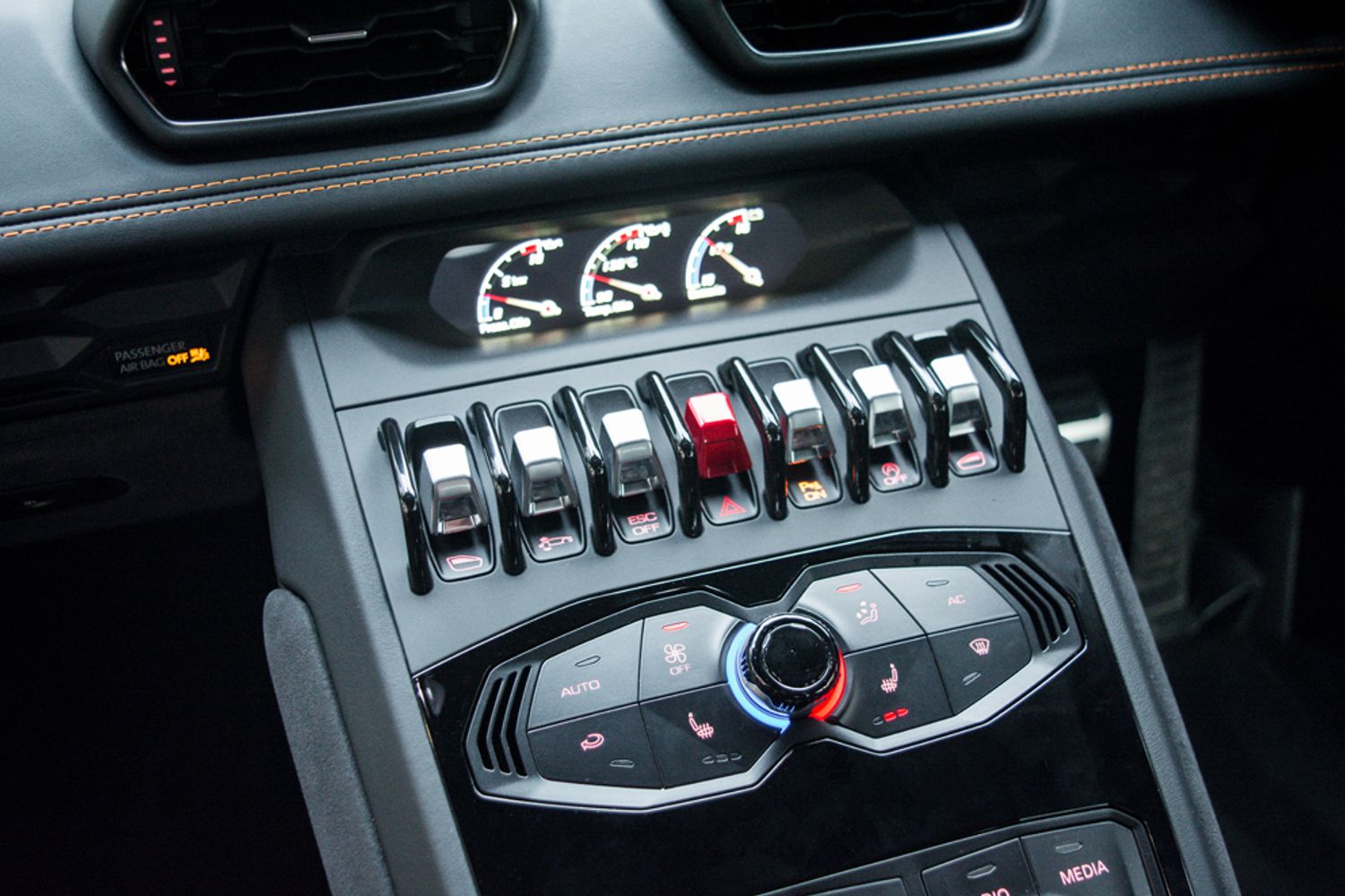 LAMBORGHINI HURACAN COUPE 5.2 LP 610-4 2DR SEMI AUTOMATIC