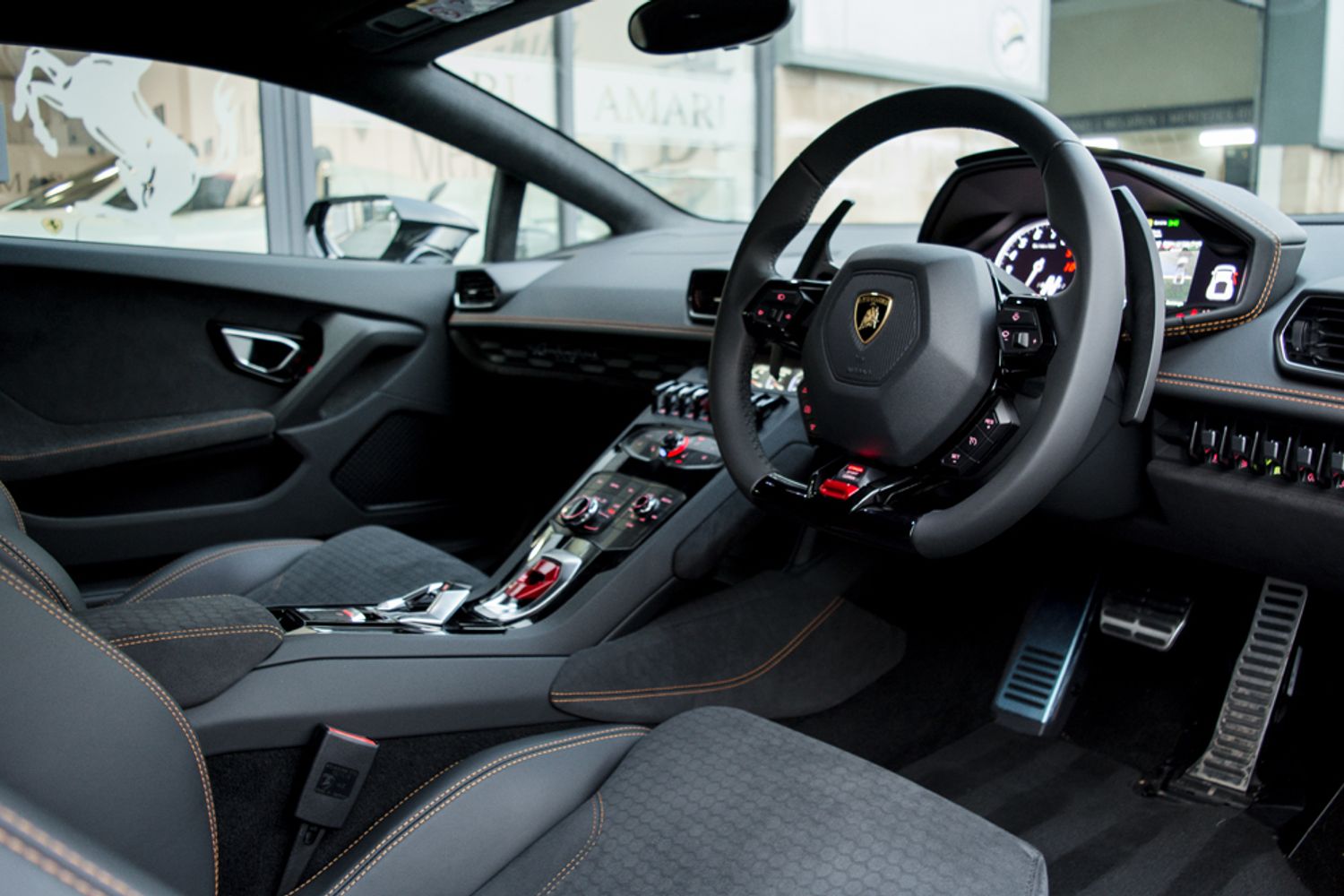 LAMBORGHINI HURACAN COUPE 5.2 LP 610-4 2DR SEMI AUTOMATIC