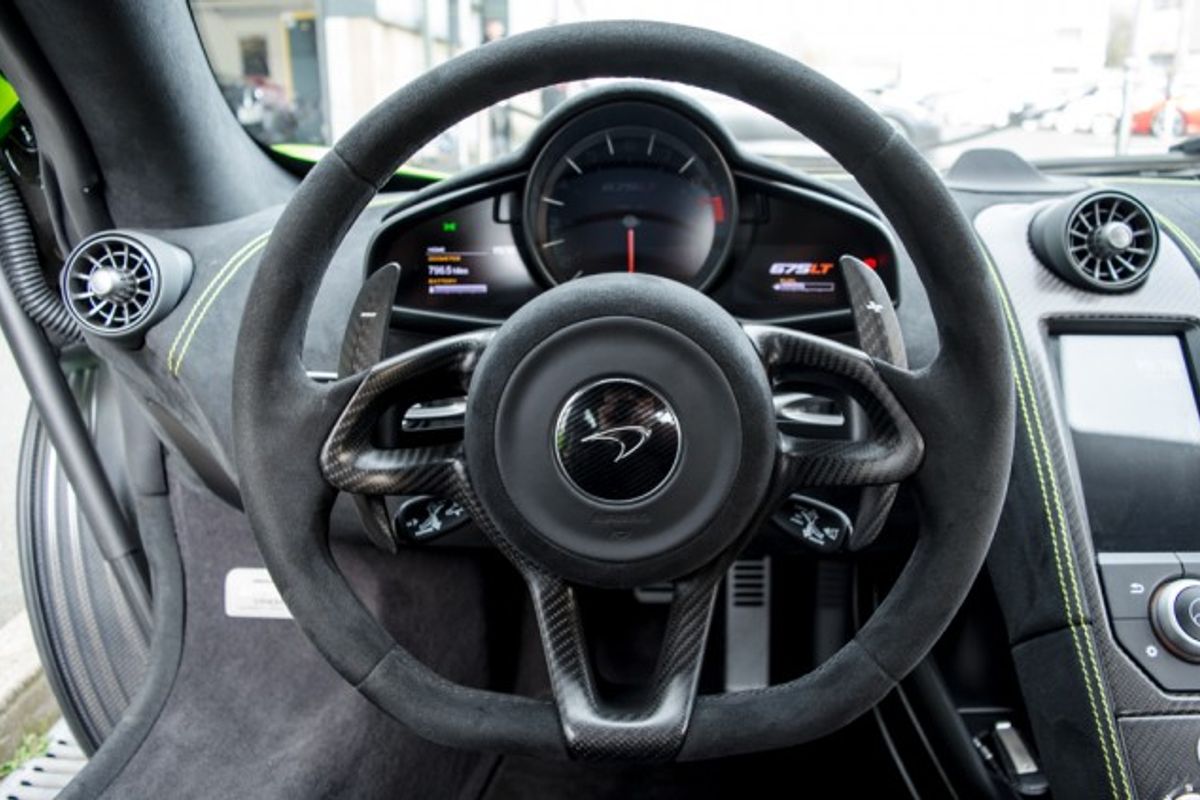 MCLAREN 675LT COUPE 3.8