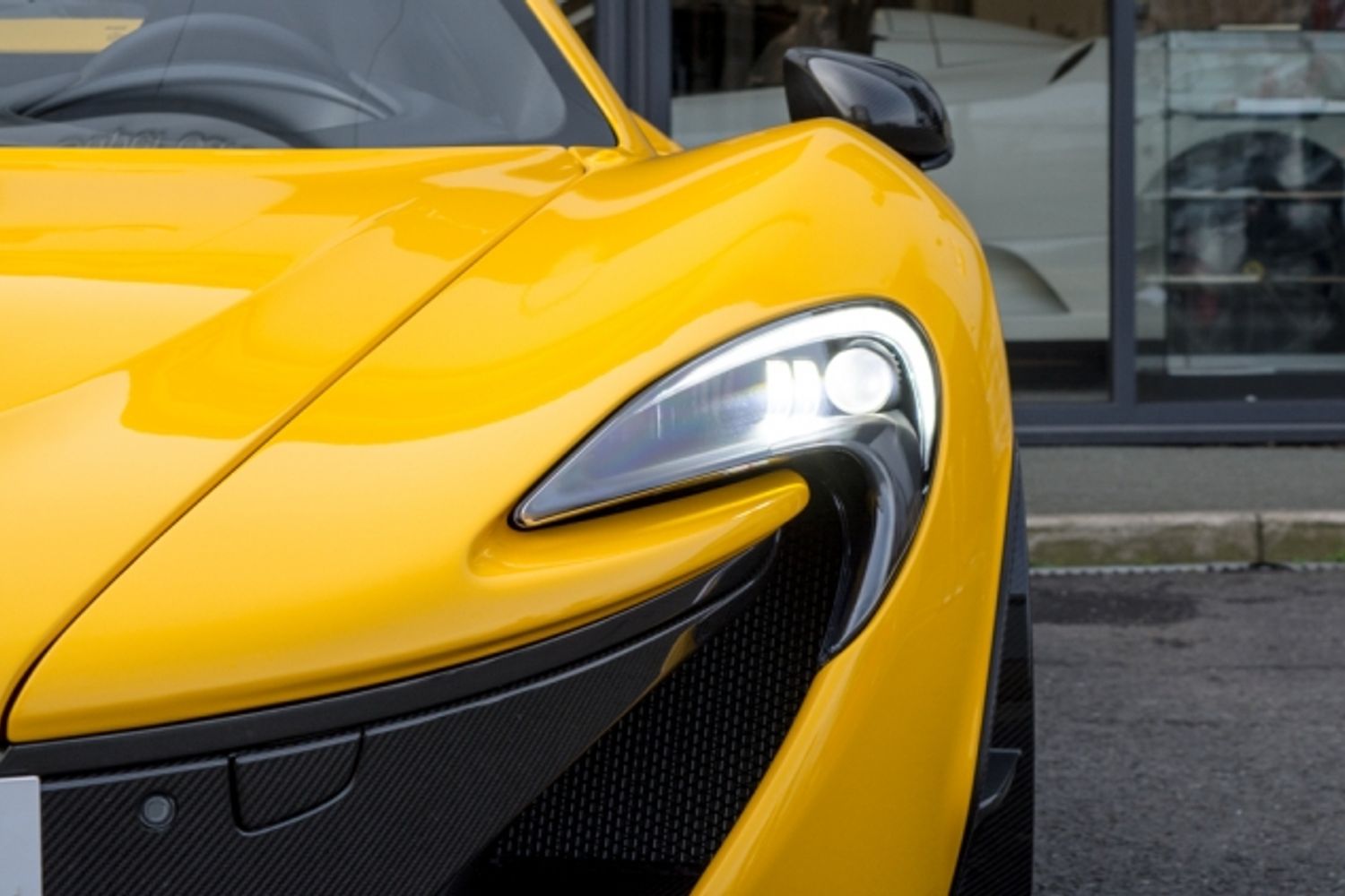 MCLAREN P1 PETROL Coupe 3.8 P1 AUTO
