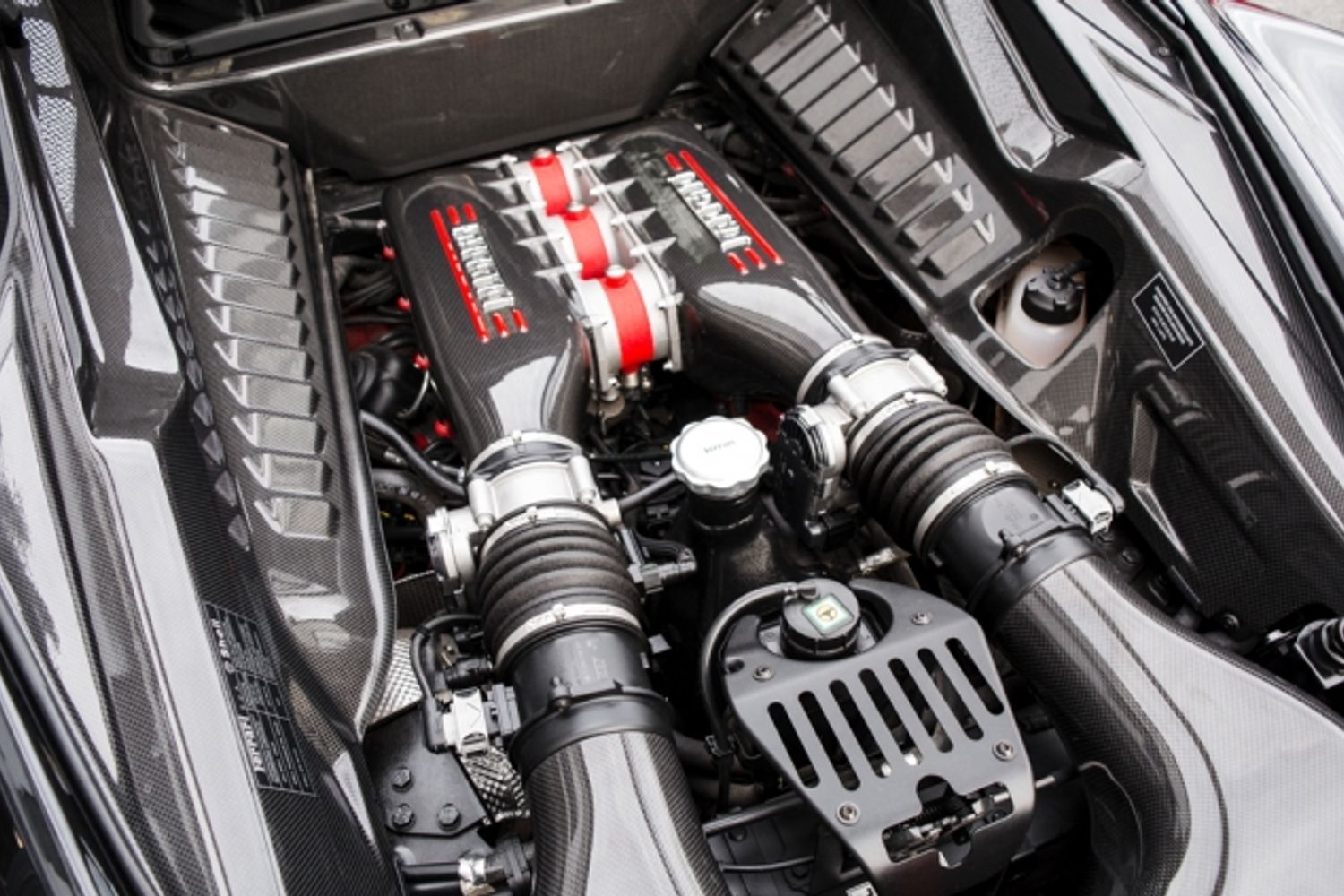FERRARI 458 SPECIALE PETROL Coupe 4.5 AB 2DR Semi Automatic