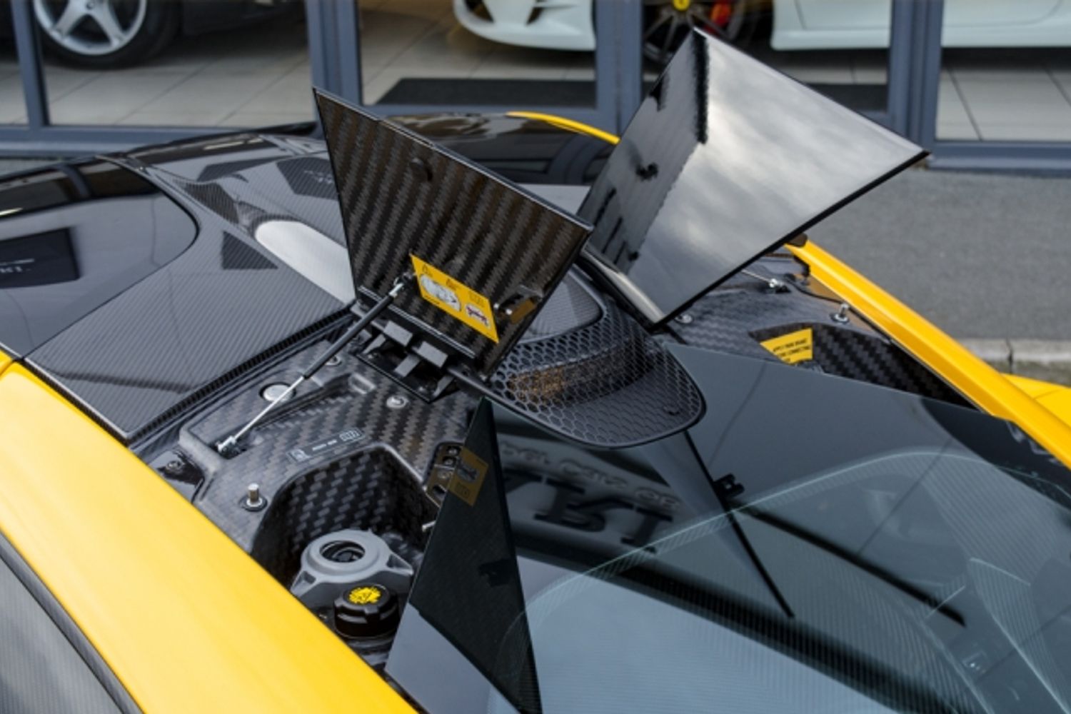 MCLAREN P1 PETROL Coupe 3.8 P1 AUTO