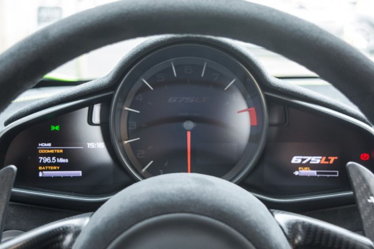 MCLAREN 675LT COUPE 3.8