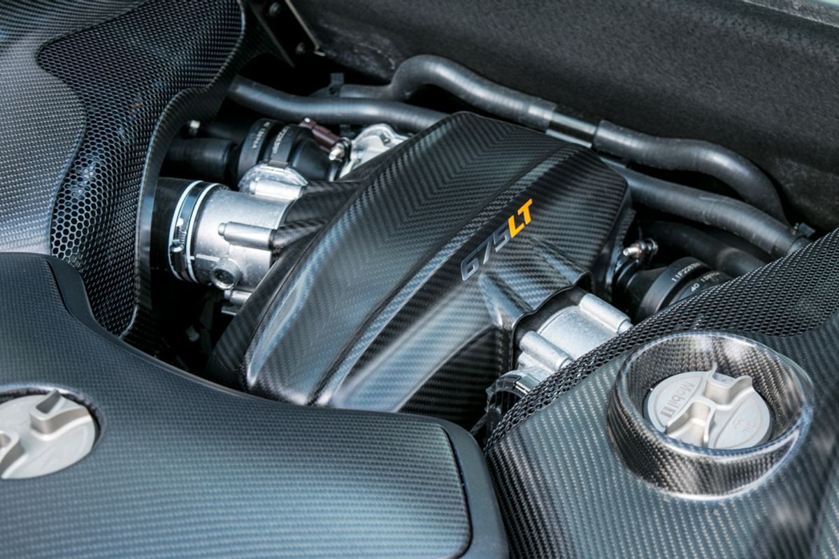 MCLAREN 675LT COUPE 3.8