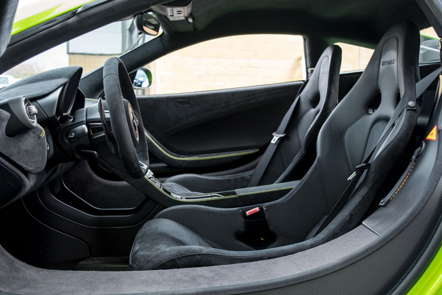 MCLAREN 675LT COUPE 3.8