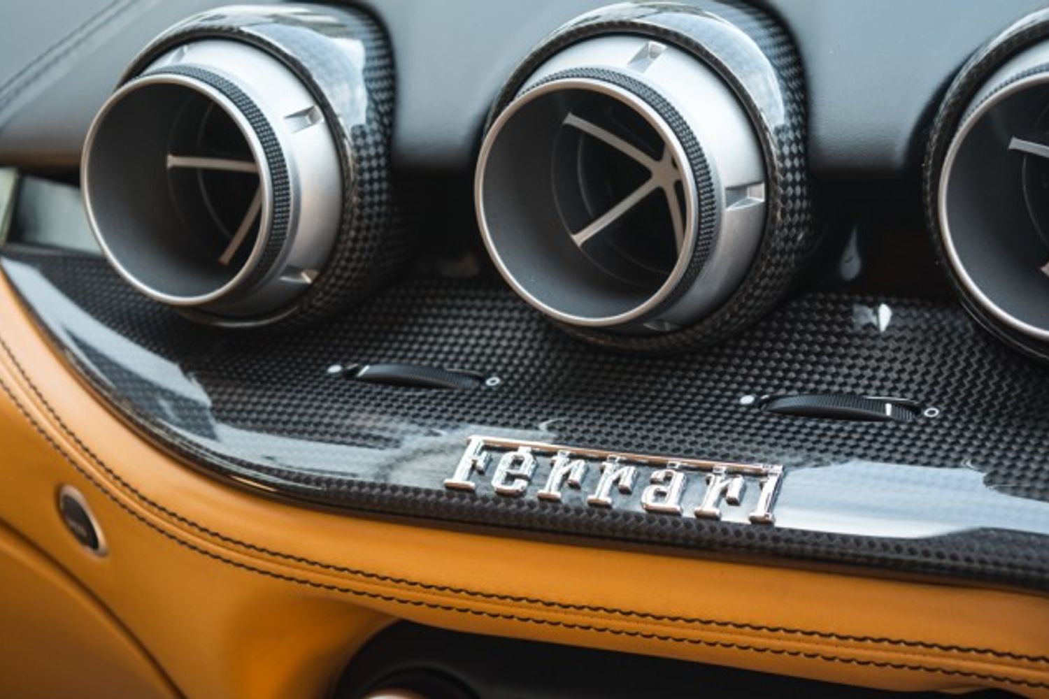 FERRARI F12 BERLINETTA PETROL Coupe 6.3 AB 2DR Semi Automatic