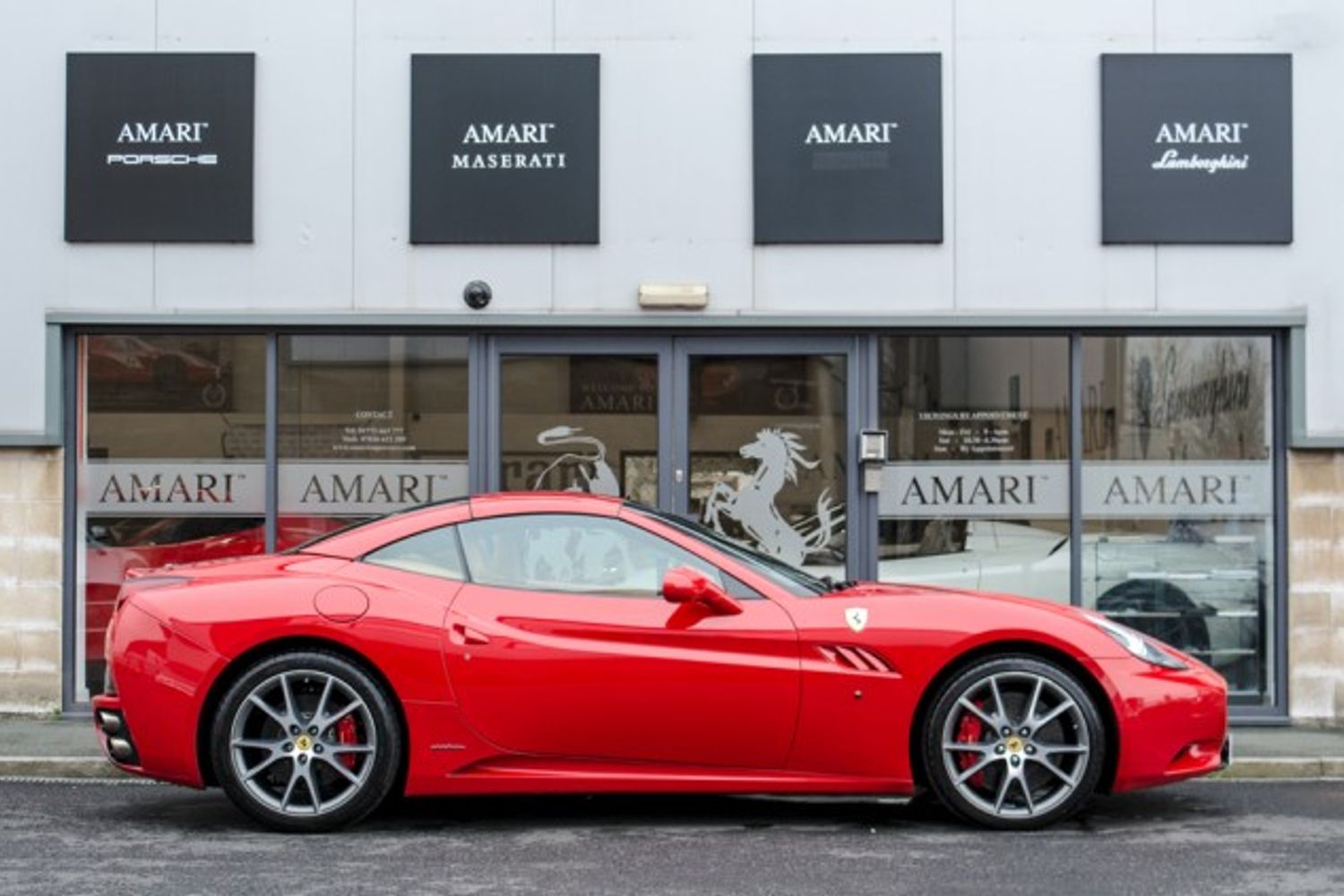 FERRARI CALIFORNIA PETROL Convertible 4.3 2 PLUS 2 2DR Semi Automatic
