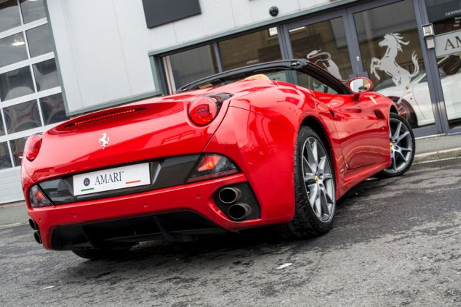 FERRARI CALIFORNIA PETROL Convertible 4.3 2 PLUS 2 2DR Semi Automatic