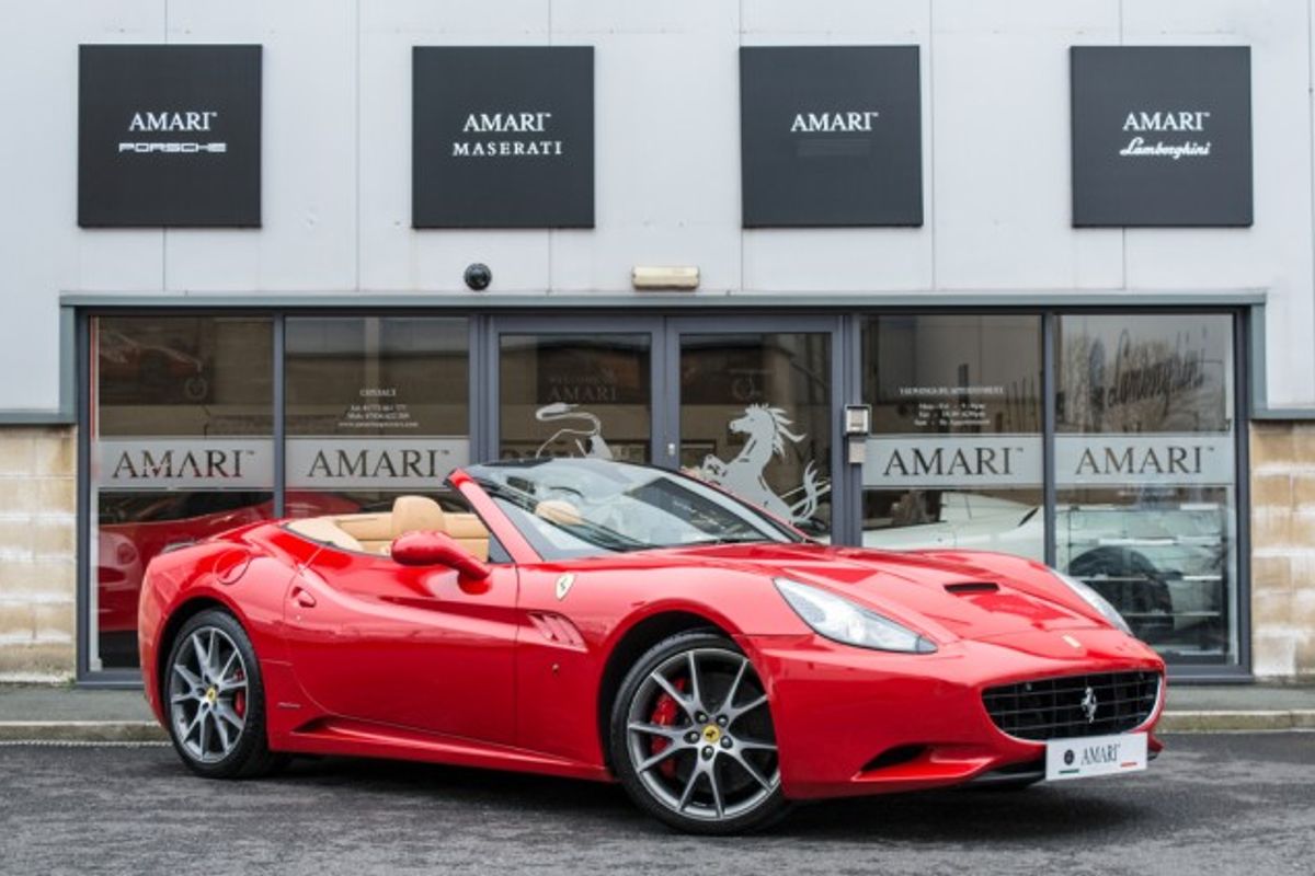 FERRARI CALIFORNIA PETROL Convertible 4.3 2 PLUS 2 2DR Semi Automatic