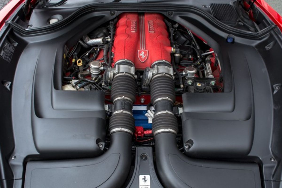 FERRARI CALIFORNIA PETROL Convertible 4.3 2 PLUS 2 2DR Semi Automatic