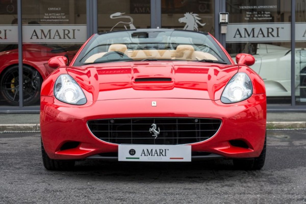 FERRARI CALIFORNIA PETROL Convertible 4.3 2 PLUS 2 2DR Semi Automatic