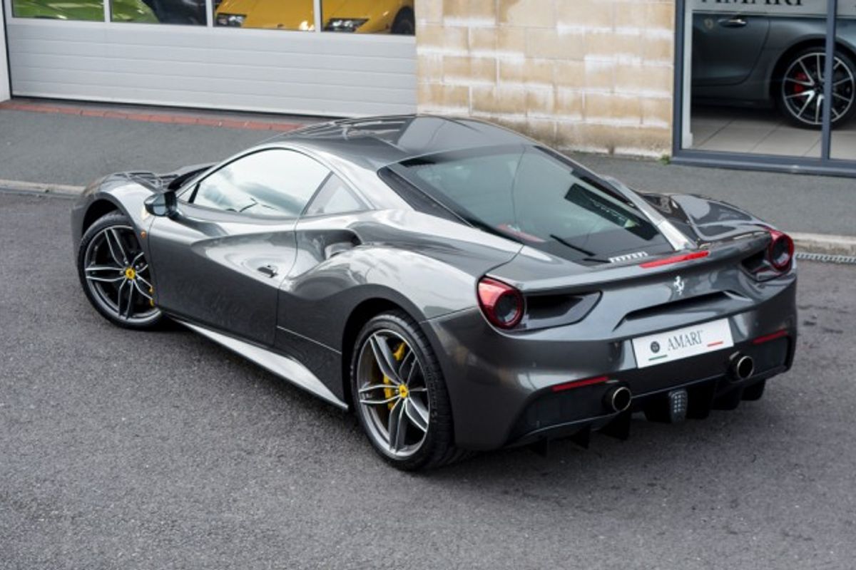 FERRARI 488 PETROL Coupe 3.9 GTB 2DR Semi Automatic