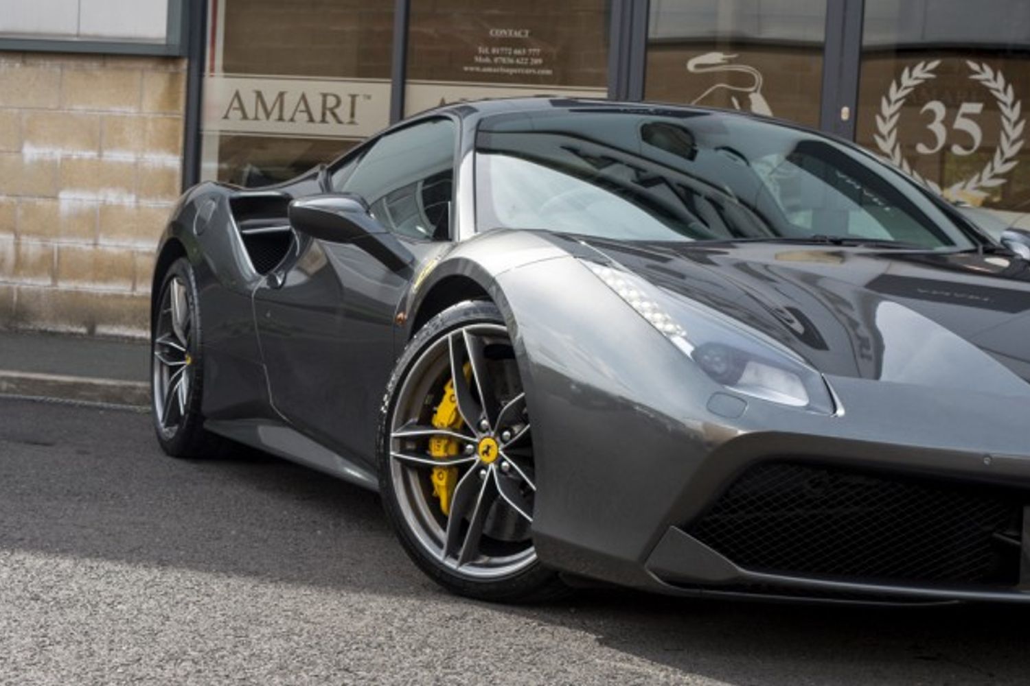 FERRARI 488 PETROL Coupe 3.9 GTB 2DR Semi Automatic