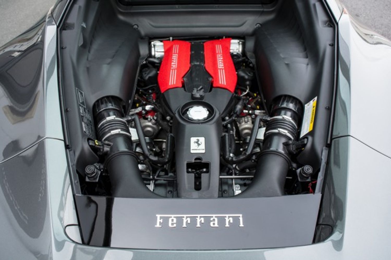 FERRARI 488 PETROL Coupe 3.9 GTB 2DR Semi Automatic