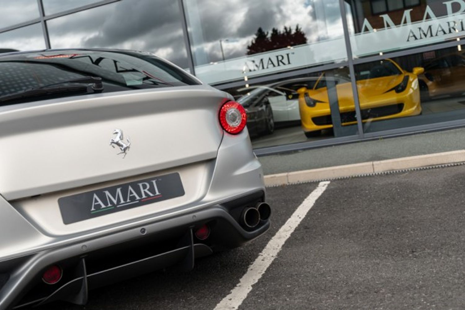 FERRARI FF Hatchback 6.3 V12