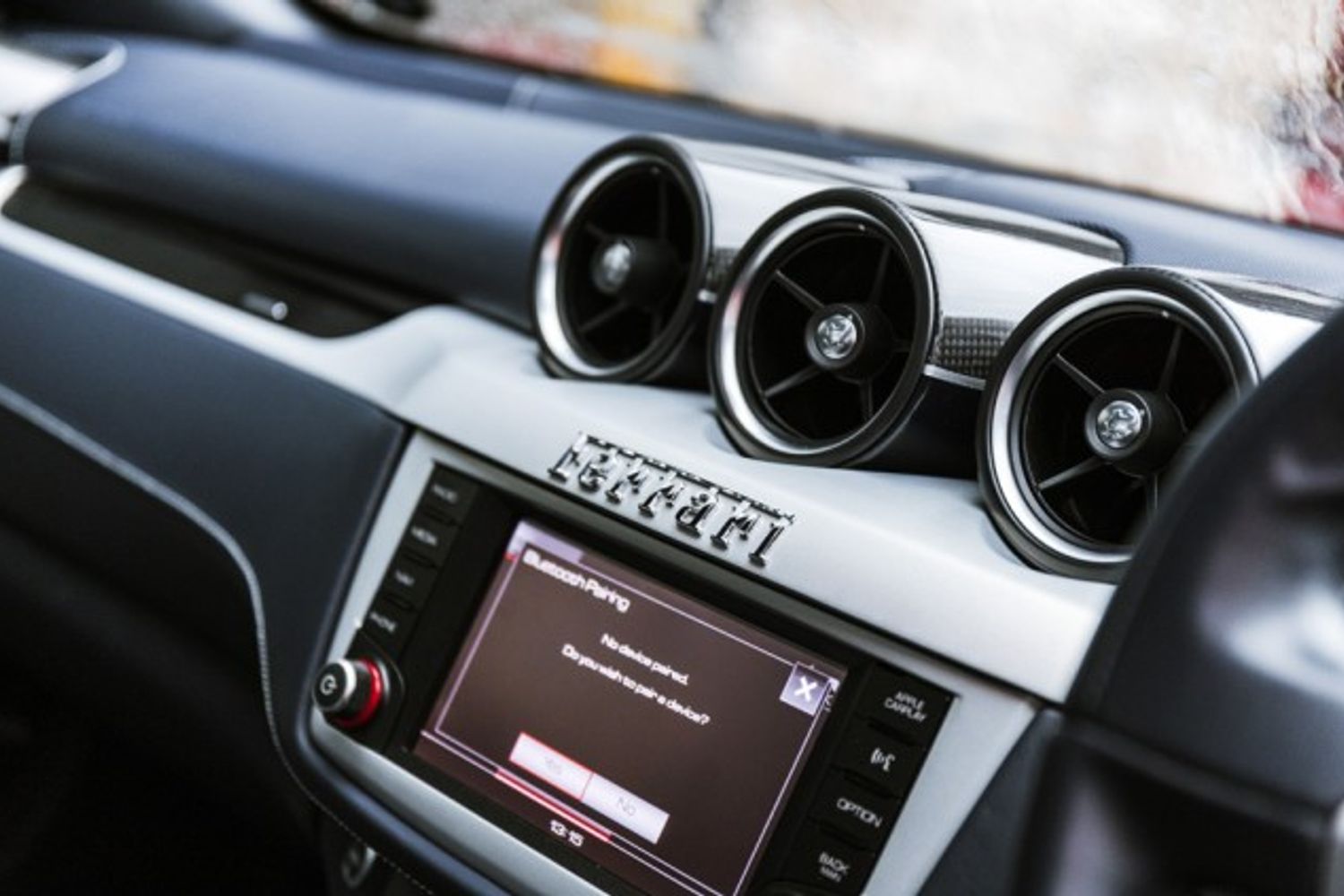 FERRARI FF Hatchback 6.3 V12