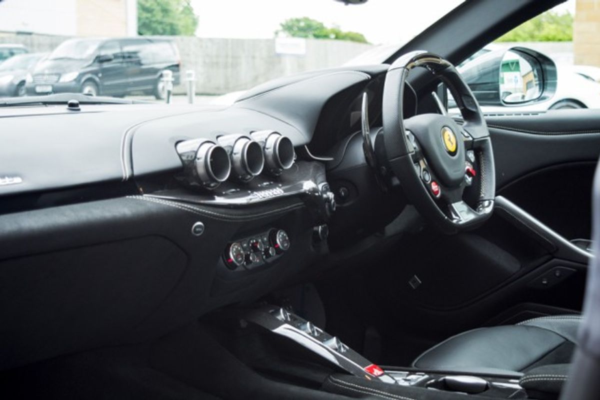 FERRARI F12 BERLINETTA PETROL Coupe 6.3 AB 2DR Semi Automatic