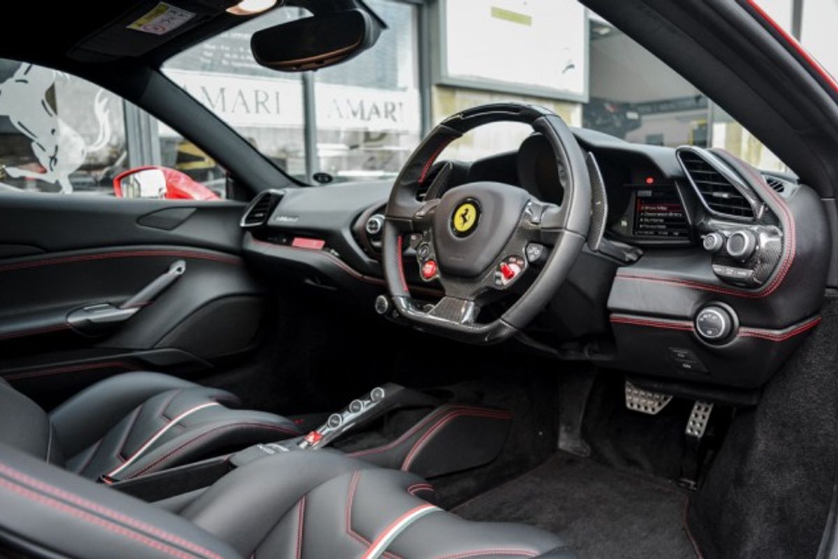 FERRARI 488 PETROL Coupe 3.9 GTB 2DR Semi Automatic