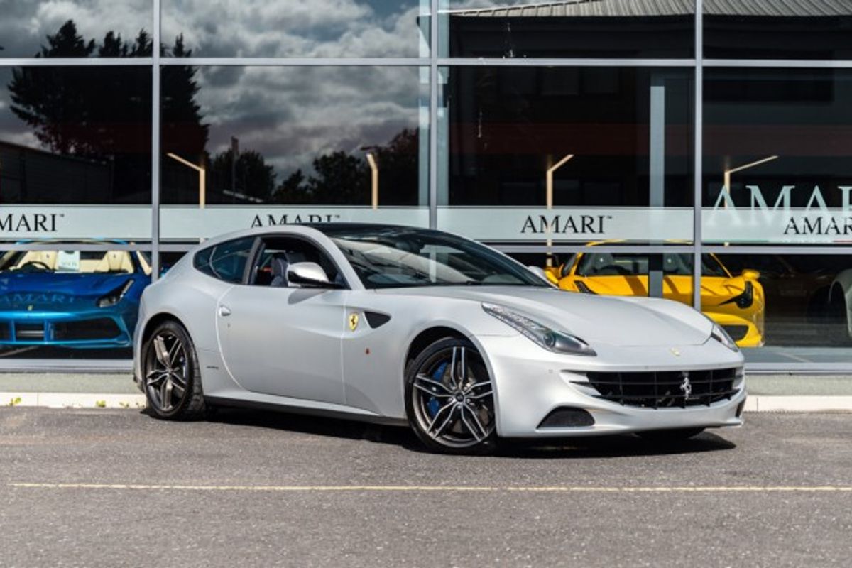 FERRARI FF Hatchback 6.3 V12