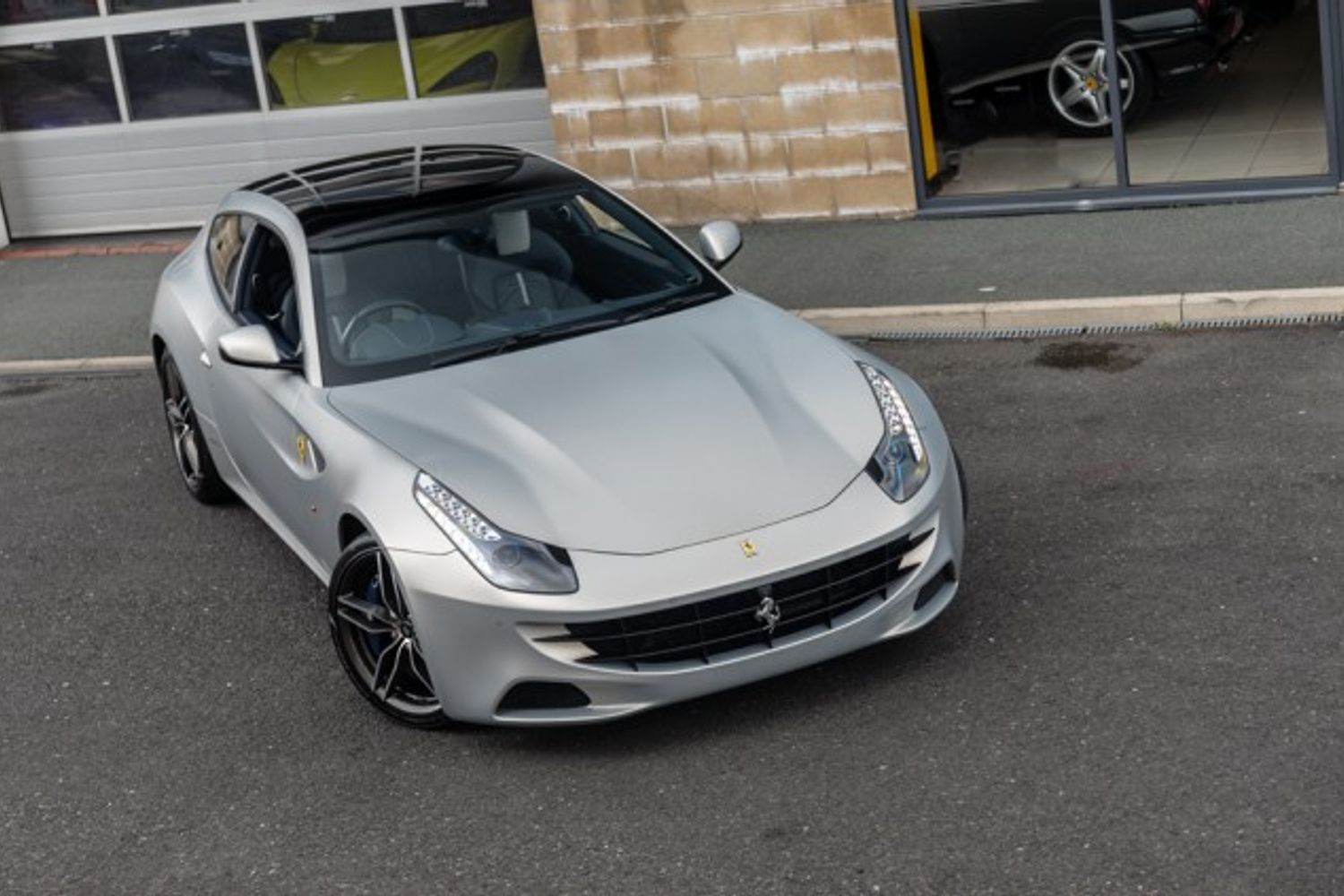 FERRARI FF Hatchback 6.3 V12