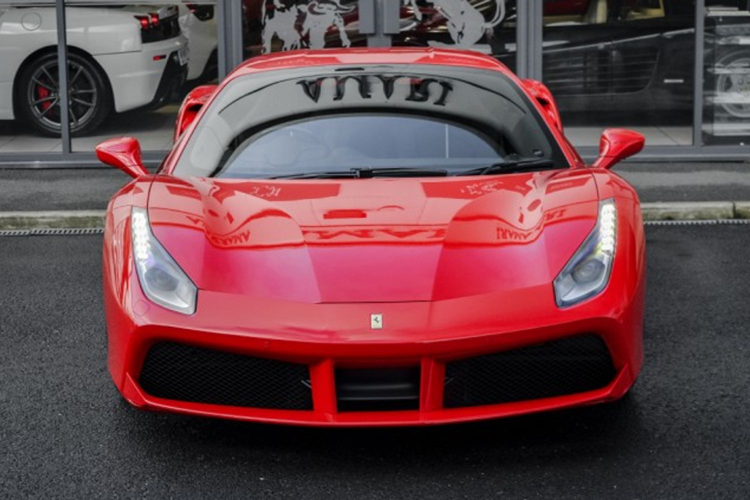FERRARI 488 PETROL Coupe 3.9 GTB 2DR Semi Automatic