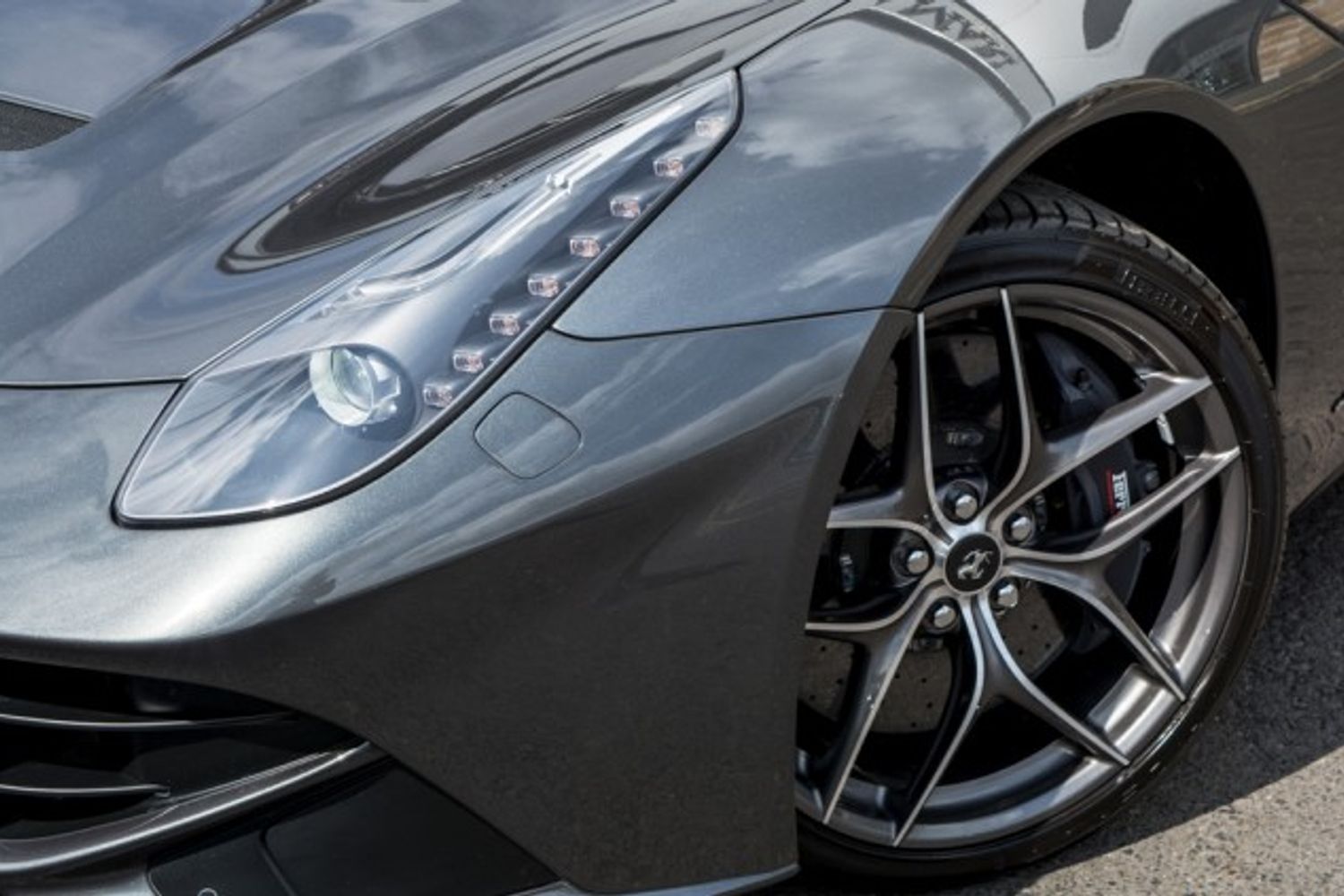 FERRARI F12 BERLINETTA PETROL Coupe 6.3 AB 2DR Semi Automatic