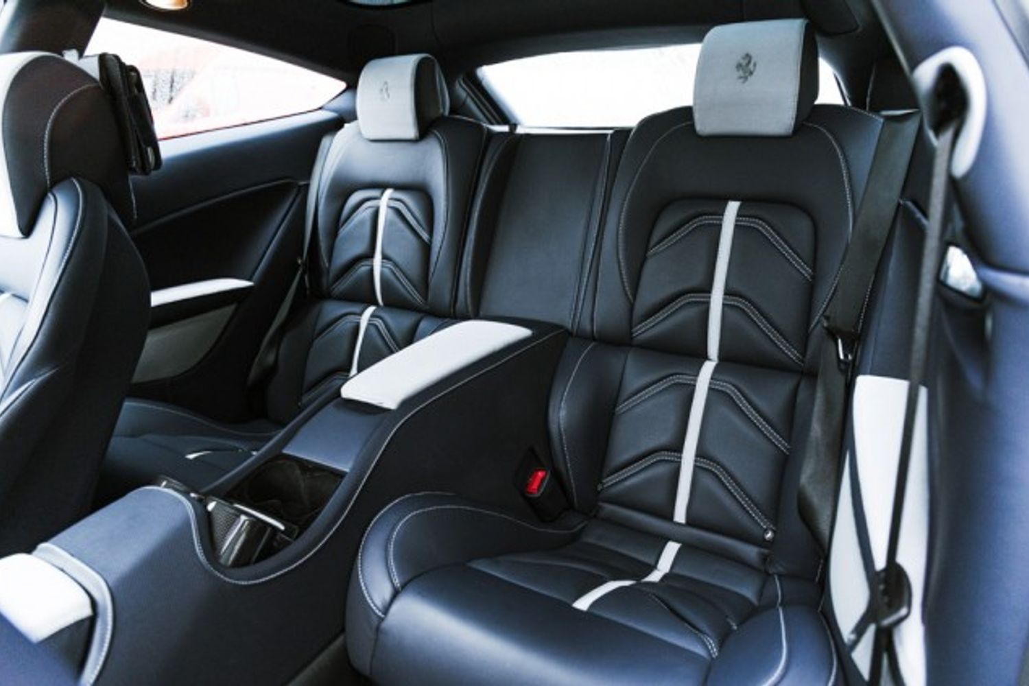 FERRARI FF Hatchback 6.3 V12