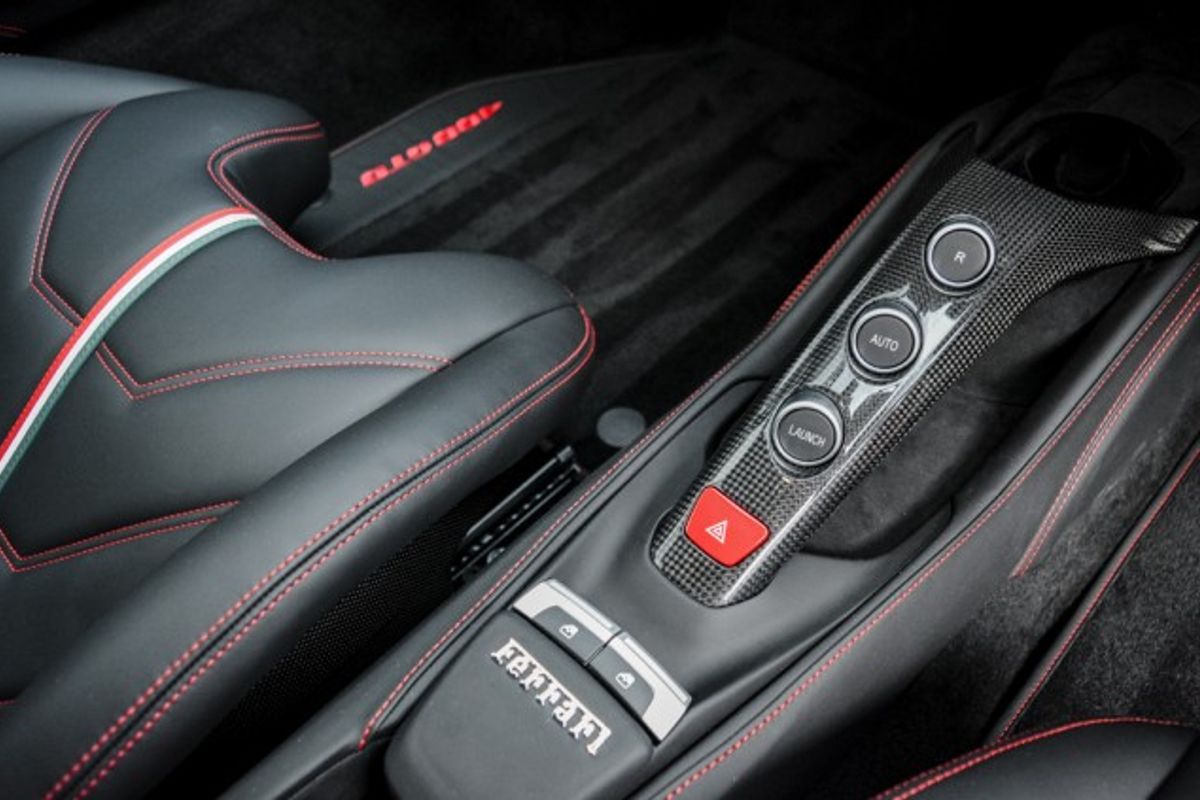 FERRARI 488 PETROL Coupe 3.9 GTB 2DR Semi Automatic