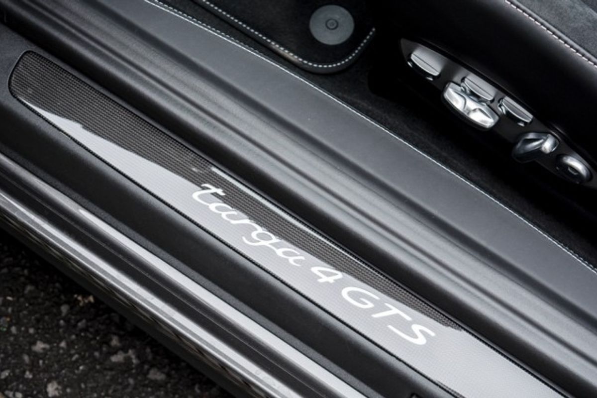PORSCHE 911 PETROL Convertible 3.0 TARGA 4 GTS PDK 2DR Semi Automatic