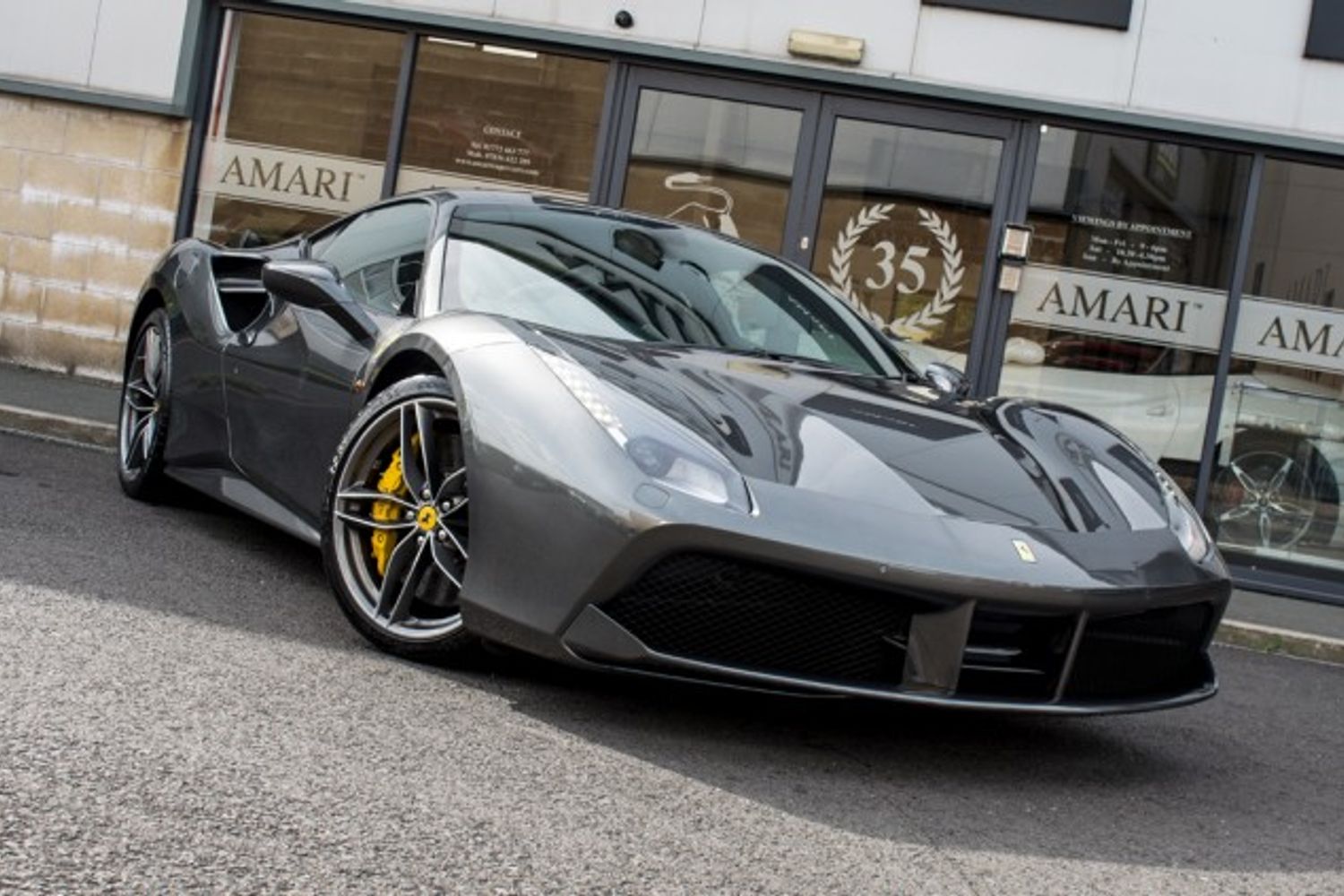 FERRARI 488 PETROL Coupe 3.9 GTB 2DR Semi Automatic