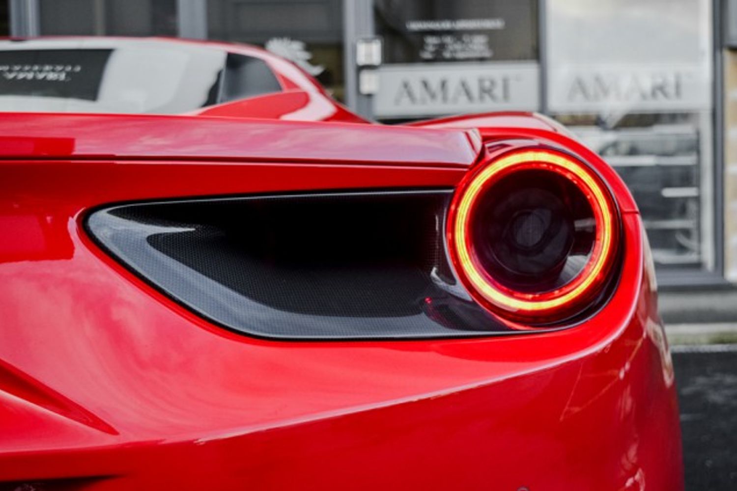 FERRARI 488 PETROL Coupe 3.9 GTB 2DR Semi Automatic