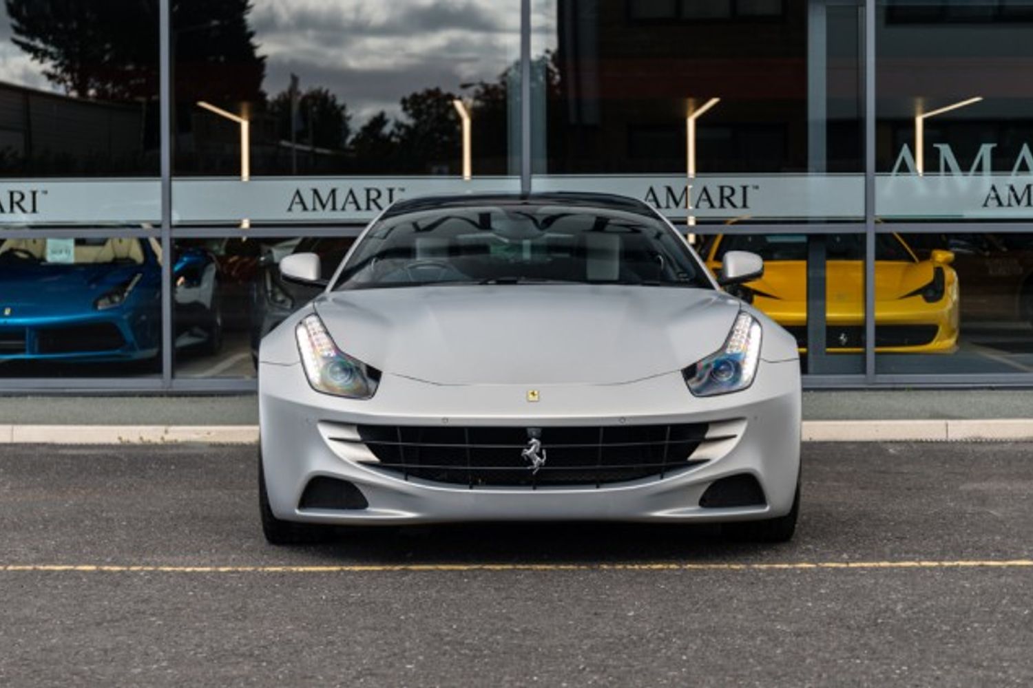 FERRARI FF Hatchback 6.3 V12