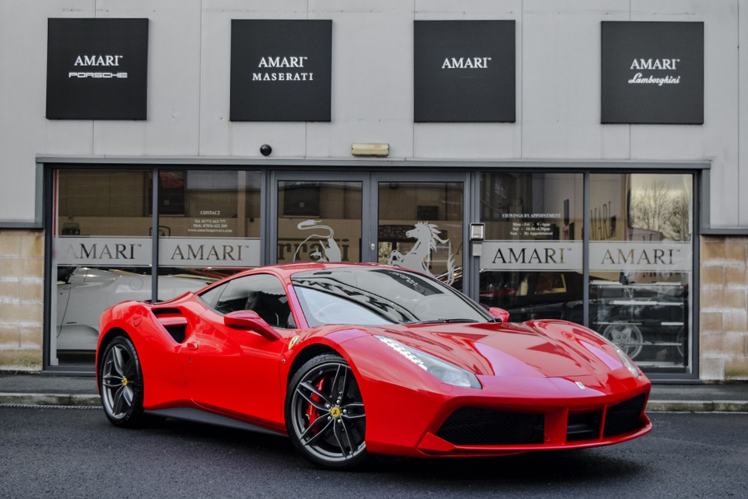FERRARI 488 PETROL Coupe 3.9 GTB 2DR Semi Automatic