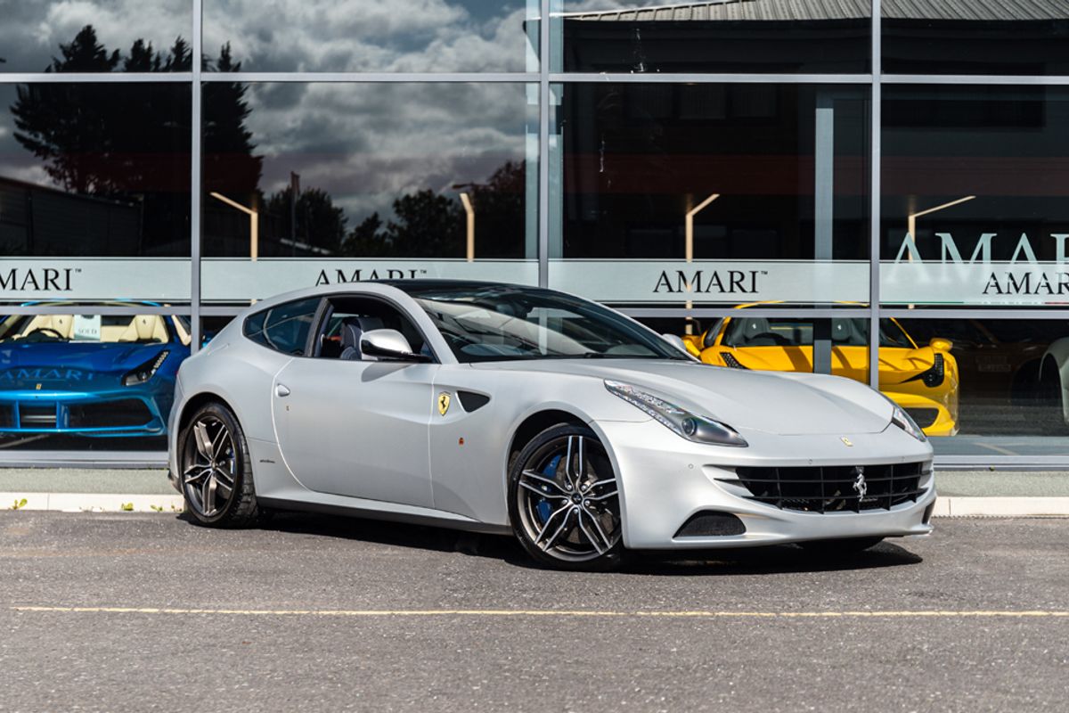 FERRARI FF Hatchback 6.3 V12